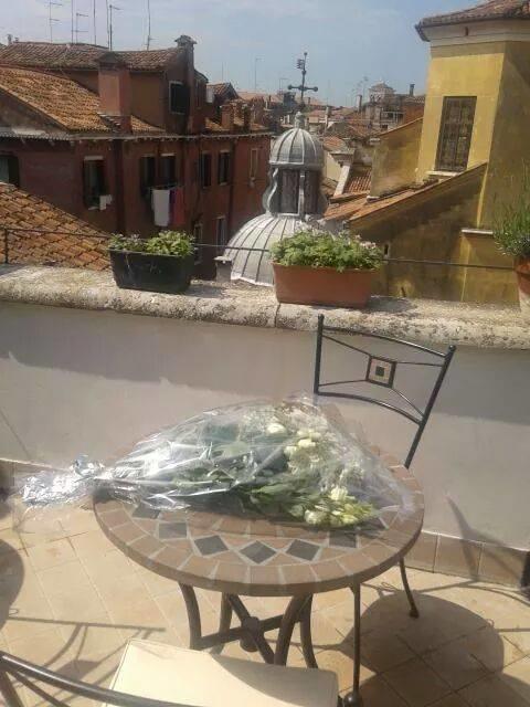 B&B La Terrazza Dei Miracoli Velence Kültér fotó